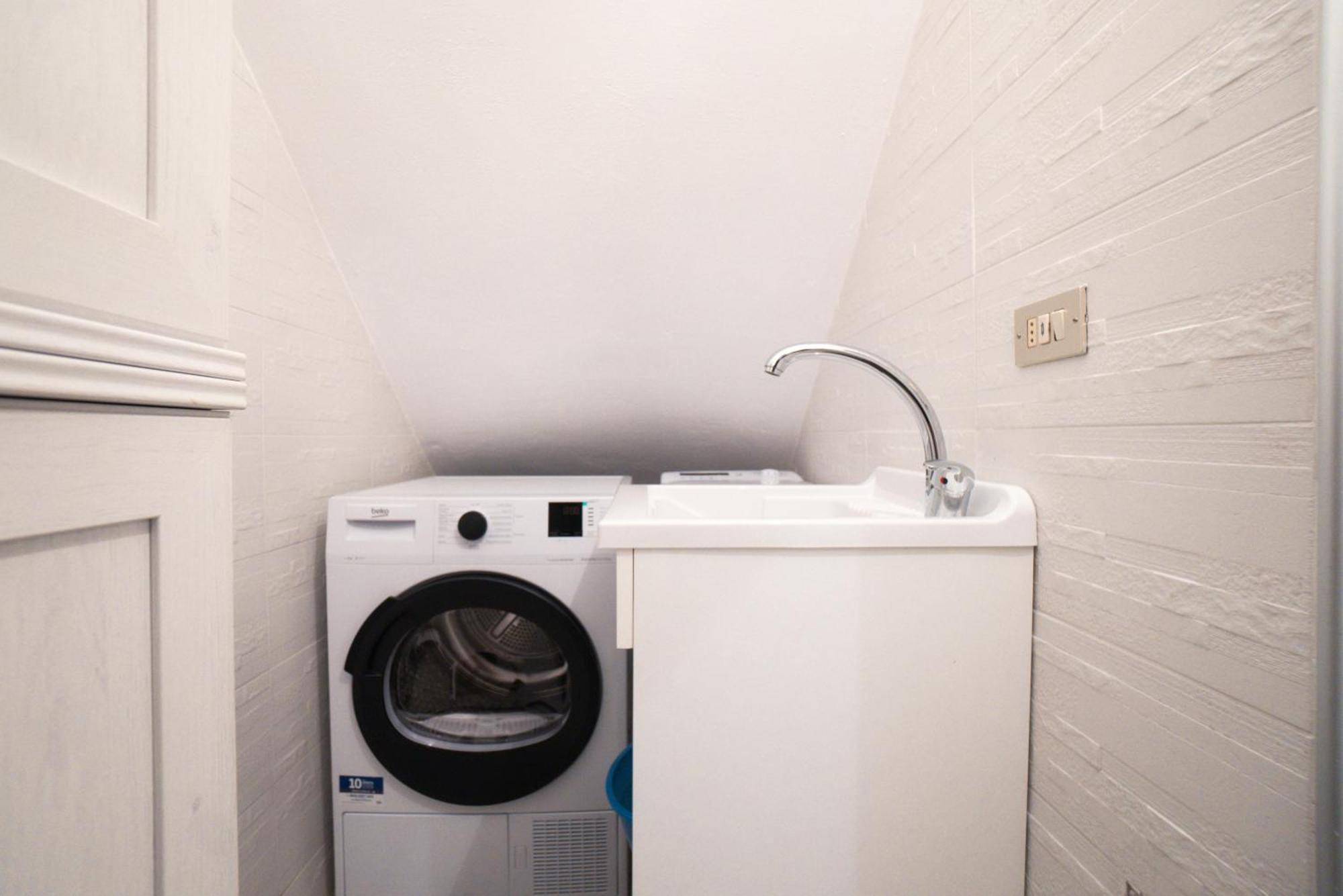 Marvi Home Apartment Modugno Luaran gambar